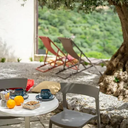 Le Vie Del Borgo Villa Civita Exterior photo